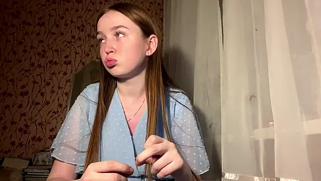 Hanna  Montanna online show from March 15, 2026, 4:47 pm