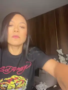 Tiffanyy Lam online show from February 27, 2026, 10:20 pm