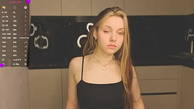 HinaVibe online show from March 27, 2026, 2:18 pm