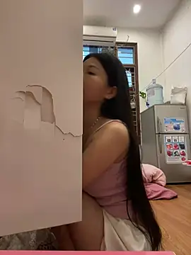 Snapshot of Miumieu2 chatting on February 23, 2026, 4:58 am Miumieu2 online show from February 23, 2026, 4:58 am