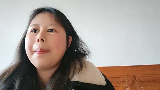 Hannah-33 online show from February 28, 2026, 7:41 am