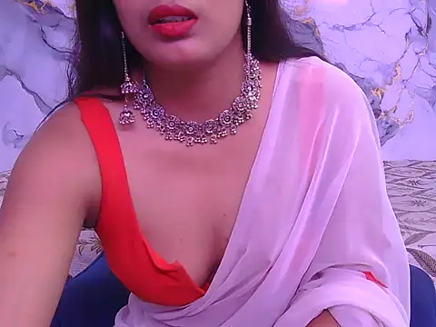 Aayesha-queen online show from March 8, 2026, 4:38 am