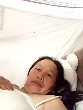 heesuu11 online show from March 30, 2026, 5:25 pm