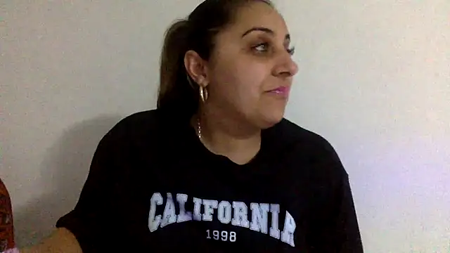 I amXenox online show from April 2, 2026, 5:30 pm