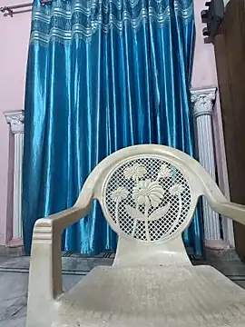 Moonae online show from March 23, 2026, 2:06 pm