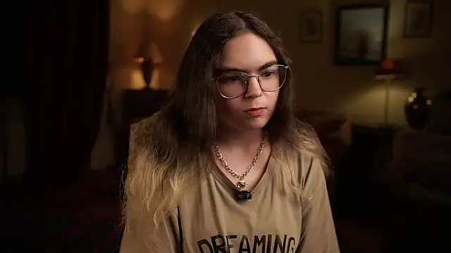 Snapshot of MyrlZangger chatting on March 2, 2026, 2:02 pm MyrlZangger online show from March 2, 2026, 2:02 pm