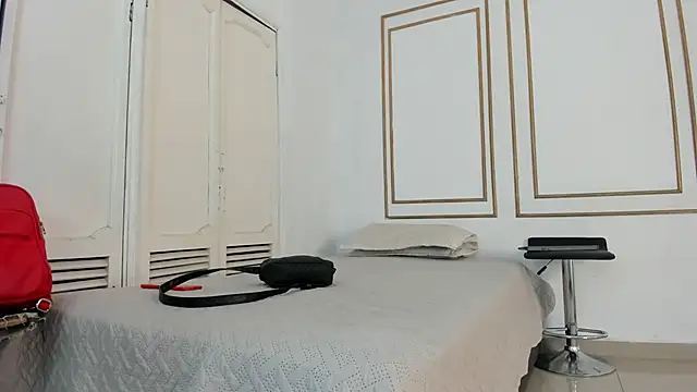 emily gaviria1 online show from March 22, 2026, 12:07 pm