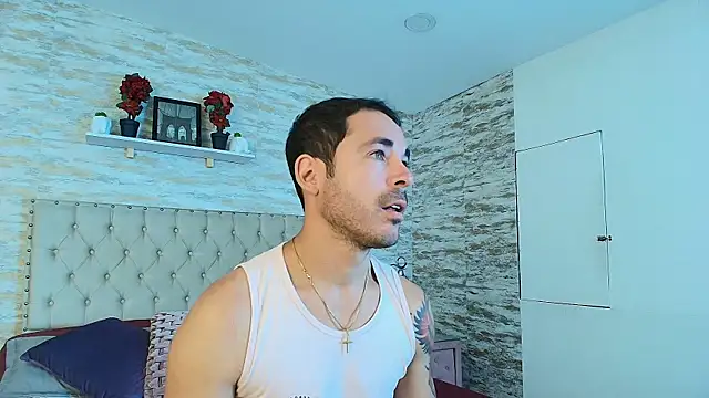 Snapshot of Adams_Sanz chatting on May 18, 2026, 7:07 pm Adams Sanz online show from May 18, 2026, 7:07 pm