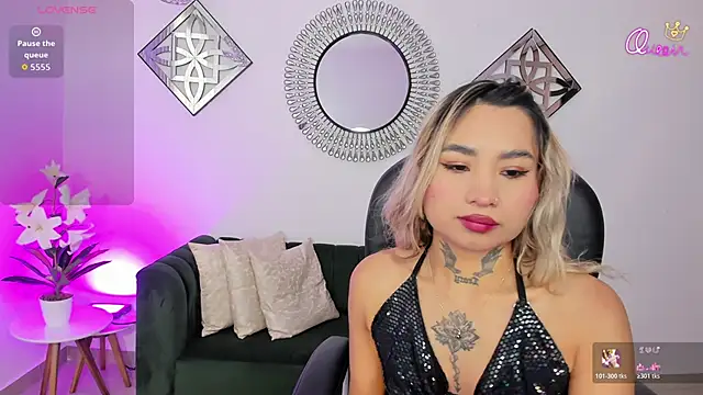 Snapshot of mystic_nova_ chatting on May 5, 2026, 11:24 am mystic nova online show from May 5, 2026, 11:24 am