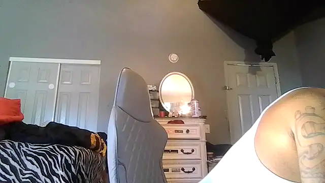 Snapshot of kingbbd6969 chatting on March 3, 2026, 11:34 pm kingbbd6969 online show from March 3, 2026, 11:34 pm