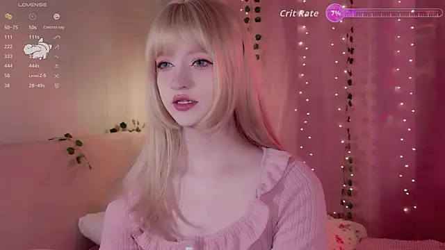 Snapshot of effy_dollie chatting on May 19, 2026, 4:25 pm effy dollie online show from May 19, 2026, 4:25 pm