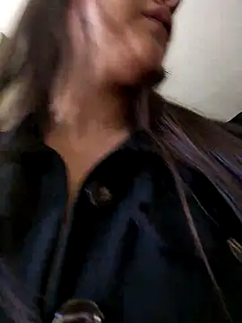 MaskedLatinaX online show from April 7, 2026, 3:58 pm