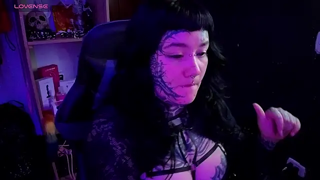 aradia 66 online show from March 27, 2026, 3:04 am