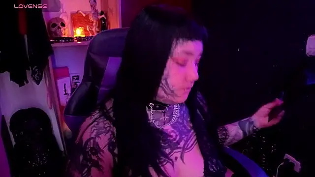 aradia 66 online show from March 26, 2026, 3:27 am