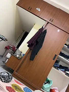 Snapshot of Varun_93 chatting on February 25, 2026, 10:09 pm Varun 93 online show from February 25, 2026, 10:09 pm