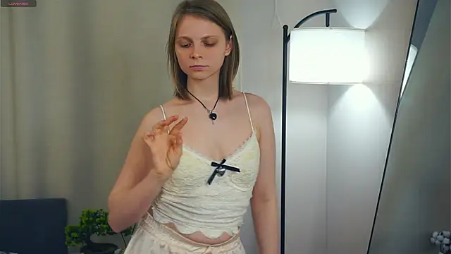 AmmieObarr online show from March 1, 2026, 8:47 am