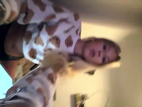 Snapshot of maisco19 chatting on March 1, 2026, 10:21 pm maisco19 online show from March 1, 2026, 10:21 pm