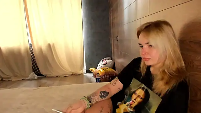 AmmyLuu online show from March 20, 2026, 11:11 am