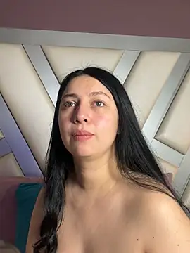 Ashleeyprincess01 online show from May 21, 2026, 1:19 pm