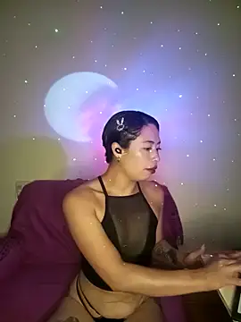 lina luxe  online show from March 2, 2026, 1:28 am