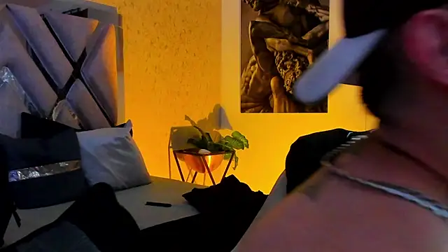 Vincentblack online show from April 9, 2026, 4:36 am