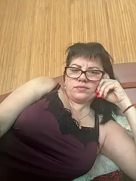 expensive lady online show from April 13, 2026, 7:23 am