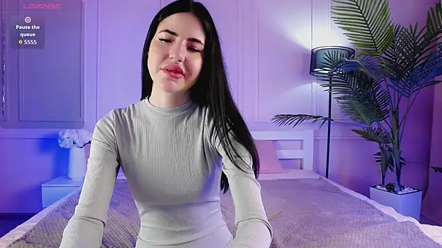 EmilyRamsey online show from April 14, 2026, 4:56 pm