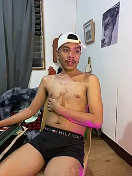 asian darlingcummersxXx online show from April 24, 2026, 8:00 pm