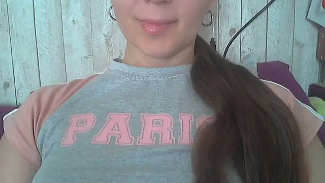 White Glow online show from March 24, 2026, 5:07 am