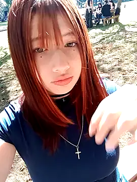 Jenny L0ve online show from April 15, 2026, 5:39 pm