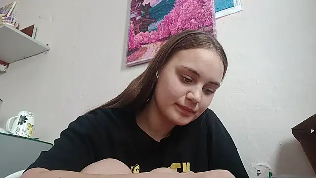 VeloraStar online show from March 12, 2026, 9:24 am