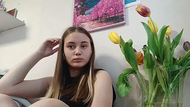 VeloraStar online show from March 10, 2026, 10:30 am