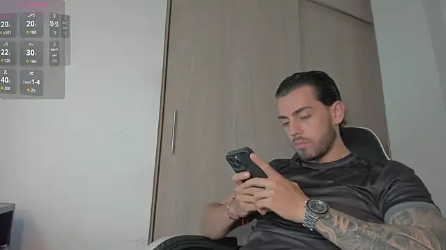 Axel  Blaze online show from May 28, 2026, 1:28 pm