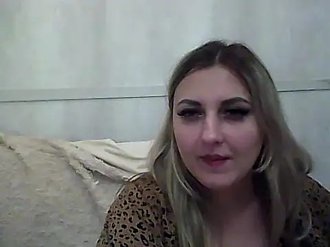 Sweet-Pixie online show from March 6, 2026, 8:15 pm