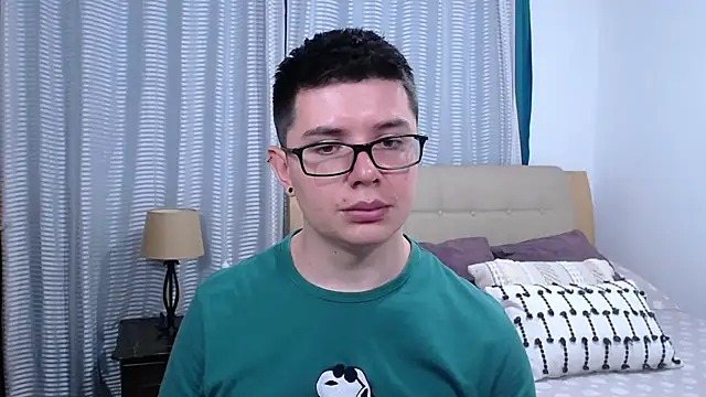 BlackFoXXX69 online show from April 17, 2026, 6:55 pm