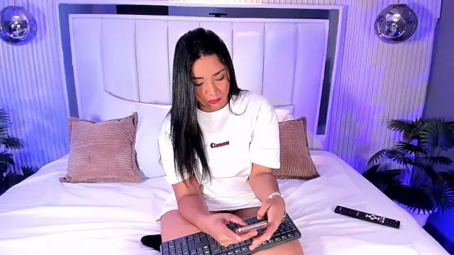 ScarletSoler online show from March 1, 2026, 4:34 am