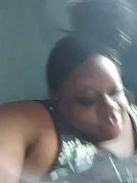 Pinkchocolatebbw online show from May 19, 2026, 7:54 pm