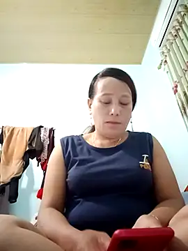 JenyLy68 online show from February 26, 2026, 1:33 pm