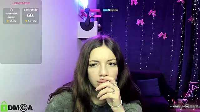 AlisMoonly online show from February 26, 2026, 7:52 am