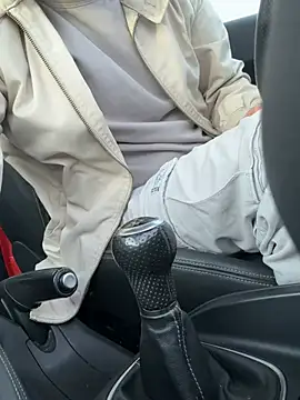 portostrip online show from April 12, 2026, 5:49 pm