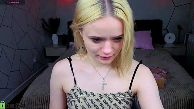 Tessa Ashe online show from April 2, 2026, 9:38 am