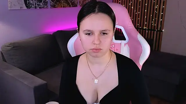 MaryTwiss online show from February 25, 2026, 1:11 pm