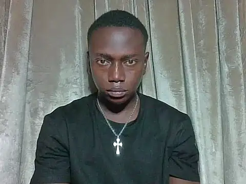 Snapshot of darkerberryguy chatting on March 1, 2026, 4:34 am darkerberryguy online show from March 1, 2026, 4:34 am