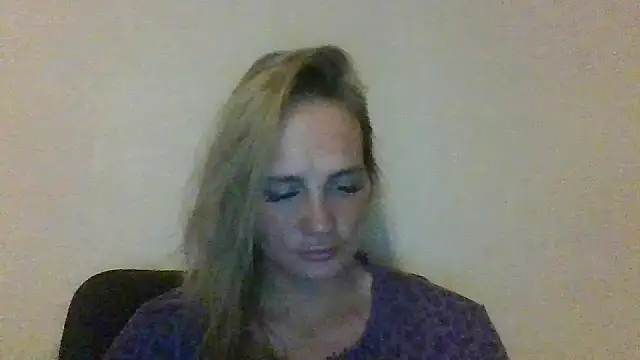 Snapshot of Lisanne30 chatting on March 1, 2026, 8:31 pm Lisanne30 online show from March 1, 2026, 8:31 pm