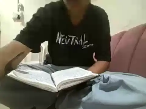 Snapshot of Mistry_lishu chatting on March 2, 2026, 8:32 am Mistry lishu online show from March 2, 2026, 8:32 am