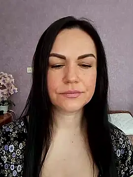 AmyLove471 online show from March 11, 2026, 9:47 am