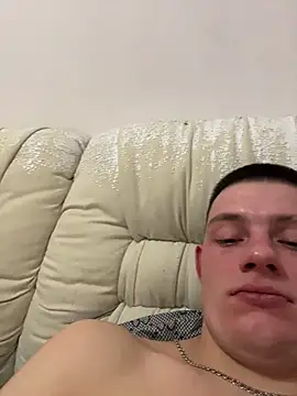 Snapshot of TiffanyCouture chatting on March 2, 2026, 6:26 pm TiffanyCouture online show from March 2, 2026, 6:26 pm