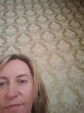 Snapshot of ChristinaYork chatting on June 9, 2026, 12:39 pm ChristinaYork online show from June 9, 2026, 12:39 pm