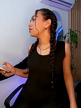 ritzabeth daniel online show from April 2, 2026, 2:30 am