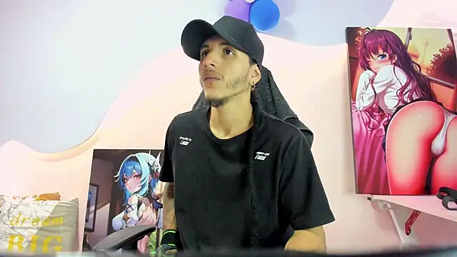 DanteLuxx online show from April 1, 2026, 3:52 am